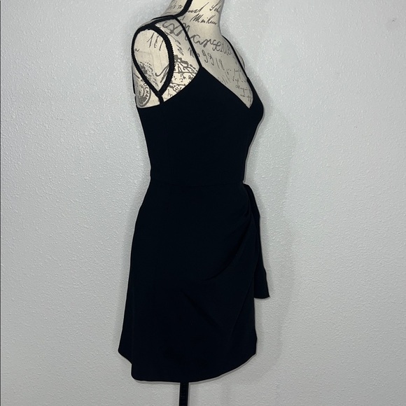 NWT FRENCH CONNECTION Black V-Neck WHISPER Bow ENVELOPE Sleeveless MINI DRESS - Picture 10 of 13